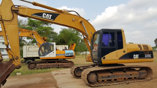 ขายรถแบคโฮ CAT.320-C เอกสารเล่มทะเบียน ไฟฟ้าครบ รถสวย ราคาถูก 1650000 สนใจจองเลย