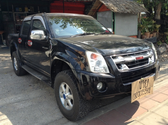 ให้ฟรี D MAX ตัวก่อนออนิว 4 ประตู เครื่อง 3.0 ให้ฟรี D MAX ตัวก่อนออนิว 4 ประตู เครื่อง 3.0