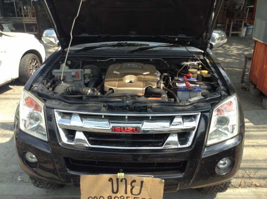 ให้ฟรี D MAX ตัวก่อนออนิว 4 ประตู เครื่อง 3.0 ให้ฟรี D MAX ตัวก่อนออนิว 4 ประตู เครื่อง 3.0