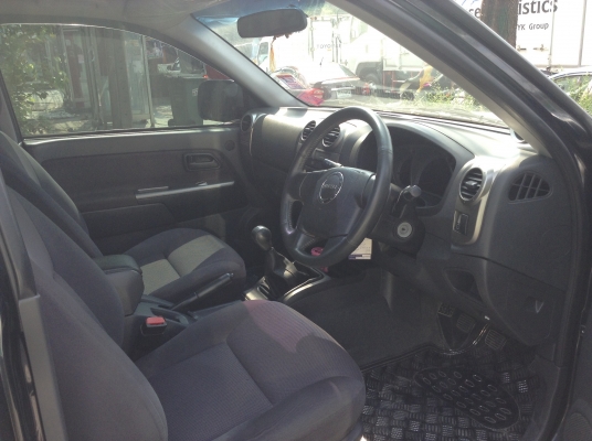 ให้ฟรี D MAX ตัวก่อนออนิว 4 ประตู เครื่อง 3.0 ให้ฟรี D MAX ตัวก่อนออนิว 4 ประตู เครื่อง 3.0