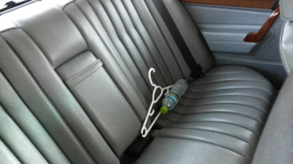 **119,000 บ.ต่อรอง/// BENZ-190E** ขาย รถเก๋ง สวยๆ แรงๆ BENZ 190E 2.3 Auto ปี2535/1992 วางเครื่อง1J-Turbo ติด LPG (ลงเล่มครบ) เครื่องดี แรง แน่น ประหยัด ช่วงล่างแน่น หนึบ หน้า-หลังเดิม ไม่เคยชนหนัก ภายในเก๋งสวย หรู เบาะหนัง พ.พาวเวอร์ แอร์ ก.ไฟฟ้า CD/MP3 ต **119,000 บ.ต่อรอง/// BENZ-190E** ขาย รถเก๋ง สวยๆ แรงๆ BENZ 190E 2.3 Auto ปี2535/1992 วางเครื่อง1J-Turbo ติด LPG (ลงเล่มครบ) เครื่องดี แรง แน่น ประหยัด ช่วงล่างแน่น หนึบ หน้า-หลังเดิม ไม่เคยชนหนัก ภายในเก๋งสวย หรู เบาะหนัง พ.พาวเวอร์ แอร์ ก.ไฟฟ้า CD/MP3 ต