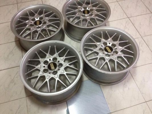 ขายแม็กBBS แท้ ขอบ17 ET40 กว้าง8นิ้ว 5รู120 4วง ราคา13900บาท โทร0924462525โส