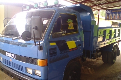 หกล้อ อีซูซุ NPR115แรง สั่งลุยแท้ ดั้ม5คิว สภาพดีเดิมๆพร้อมลุย เล่มทะเบียนพร้อมโอน&hellip;ราคาต่อรองได้บริการขับส่งถึงบ้าน