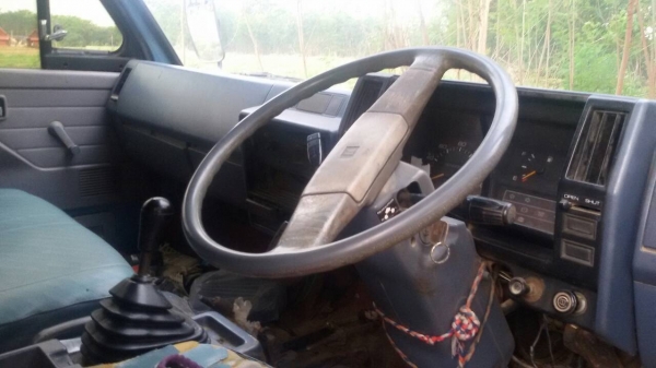 หกล้อ อีซูซุ NPR115แรง สั่งลุยแท้ ดั้ม5คิว สภาพดีเดิมๆพร้อมลุย เล่มทะเบียนพร้อมโอน&hellip;ราคาต่อรองได้บริการขับส่งถึงบ้าน