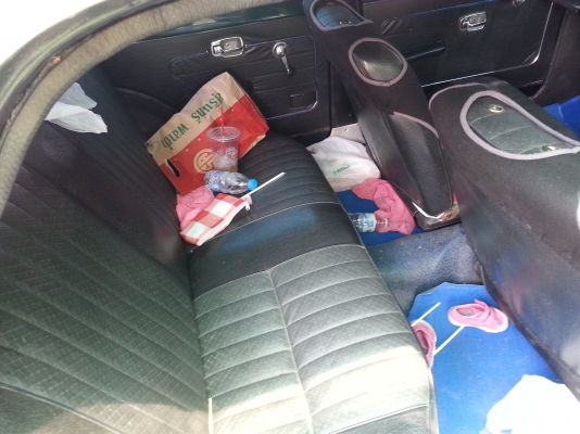 ขายเก๋งดัทสัน b110สี่ประตู