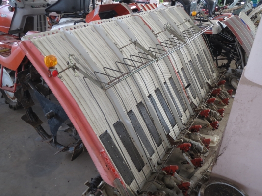 รถดำนาแบบนั่งขับ คูโบต้า 8แถว พร้อมใช้งาน รถดำนาแบบนั่งขับ คูโบต้า 8แถว พร้อมใช้งาน