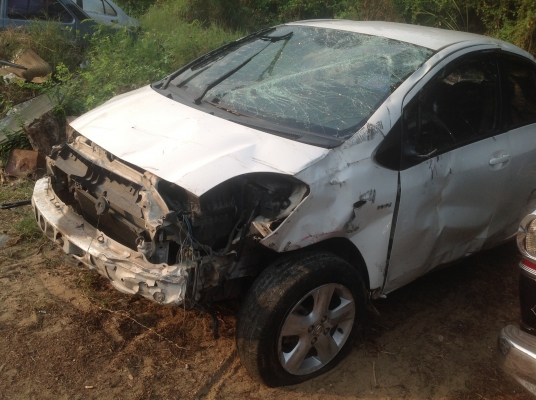 รถอุบัติเหตุ ยารีส ปี 08 มี ป1  ทุน330000