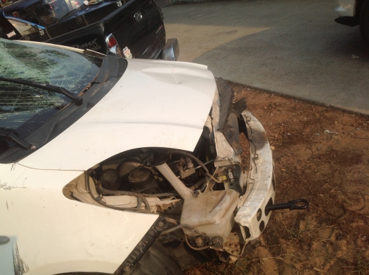 รถอุบัติเหตุ ยารีส ปี 08 มี ป1  ทุน330000