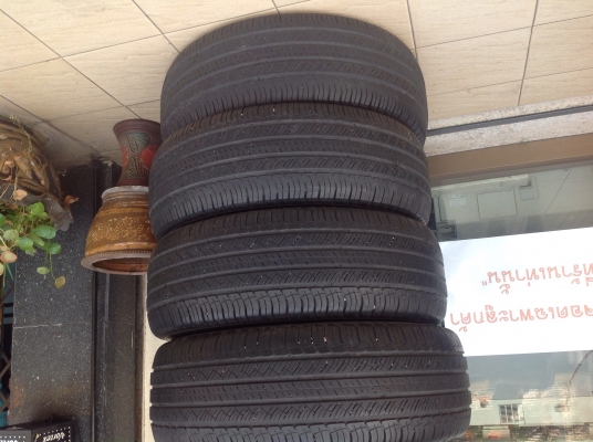 ยางMichelinขอบ16สภาพดีมาก ดอกเต็ม บางกะปิกรุงเทพ
