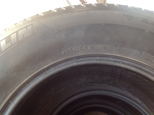 ยางMichelinขอบ16สภาพดีมาก ดอกเต็ม บางกะปิกรุงเทพ