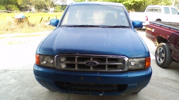 ขาย ฟอร์ด แรนเจอร์ ซุปเปอร์แคบ แอแบค abs 2.5 เทอร์โบร์ กระจกไฟฟ้า สีเดิมๆ ใช้งานได้ปรกติ 98000 บาทถ้วน มาก่อนจบก่อนได้ก่อน