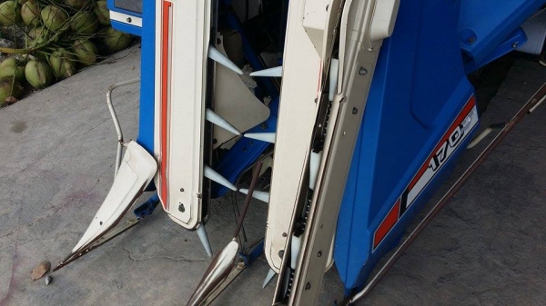 รถเกี่ยวข้าวพร้อมนวดข้าวในตัว แบบนั่งขับ เก่าญี่ปุ่น  ISEKI  Frontier 170 เครื่องยนต์ติดง่ายพร้อมใช้งาน ไม่เคยใช้งานในไทย