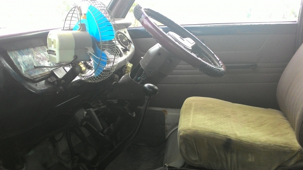 ขายรถตู้ISUZU เครื่อง88 เกียร์ยาว ทะเบียนเต็ม(ช่วงล่างเอ้ว)