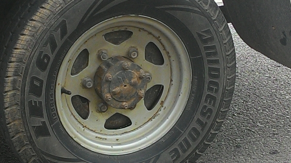 ขายรถตู้ISUZU เครื่อง88 เกียร์ยาว ทะเบียนเต็ม(ช่วงล่างเอ้ว)