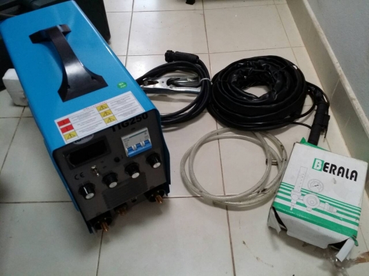 ขายตู้เชื่อม TIG 250 ใช้งานเดียว 380 V.