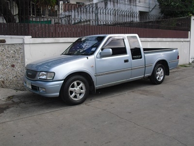 ขายด่วน ISUZU SPACE CAB ปี2001 ขายด่วน ISUZU SPACE CAB ปี2001