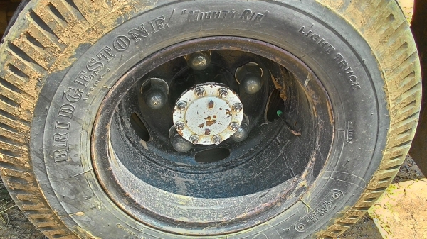 ขายรถISUZUNKR เครื่อง88 ฝาขาว(รถยก)