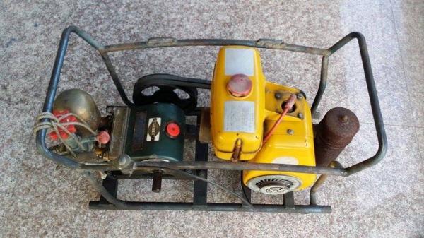 ปั๊มน้ำเก่าญี่ปุ่น  เครื่องยนต์ติดง่าย สภาพพร้อมใช้งาน