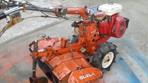 รถพรวนดิน สาดออกข้าง K - 21