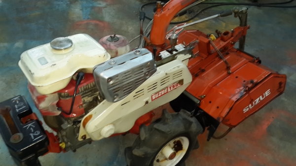 รถพรวนดิน สาดออกข้าง K - 21