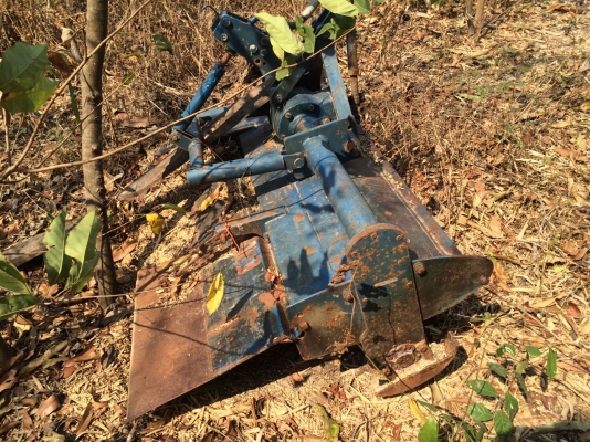 แทรคเตอร์ อิเซกิ TS3910 พร้อมโรตารี่และผาน 6 แทรคเตอร์ อิเซกิ TS3910 พร้อมโรตารี่และผาน 6