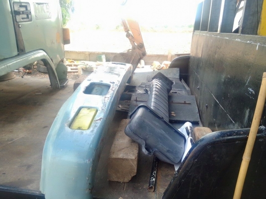 หัวรถ ISUZU ร๊อคกี้ มีรอยผุชายขอบขวาแค๊ป พื้นไม่ผุ ภายในสวยคอนโซนครบ ขาดีหน้าบาทหลังครบ หัวรถ ISUZU ร๊อคกี้ มีรอยผุชายขอบขวาแค๊ป พื้นไม่ผุ ภายในสวยคอนโซนครบ ขาดีหน้าบาทหลังครบ