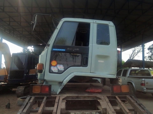 หัวรถ ISUZU ร๊อคกี้ มีรอยผุชายขอบขวาแค๊ป พื้นไม่ผุ ภายในสวยคอนโซนครบ ขาดีหน้าบาทหลังครบ หัวรถ ISUZU ร๊อคกี้ มีรอยผุชายขอบขวาแค๊ป พื้นไม่ผุ ภายในสวยคอนโซนครบ ขาดีหน้าบาทหลังครบ