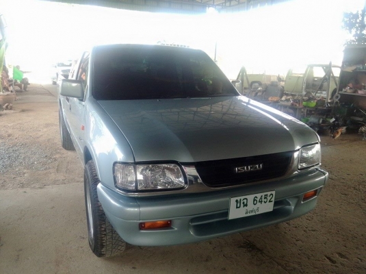ISUZU 2.8 ปี 99 เครื่องดี แอร์หนาว สภาพพร้อมใช้  ( รถเยอะขับไม่หมด )