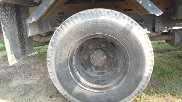 ขายอีซูซุสภาพพรอ้มใช้เครื่อง4be1  เครื่อง 110 แรง รถห้างแท้ ภายในสวยครับ แอเย็น  เอกสารทะเบียนครบ คัชซีสวยมากเดิมบาง ยาง80\%