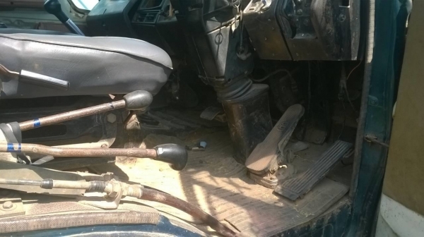 ขาย 10 ล้อดั้ม FM176 วางหัว SUMO 227 เครื่อง EH700 168 แรงม้า สโลว์กลาง พาวเวอร์ เบรคทิฟฟี่ จัดไฟแนนซ์ได้ทั้งงวดเดือน-งวดปีครับ ขาย 10 ล้อดั้ม FM176 วางหัว SUMO 227 เครื่อง EH700 168 แรงม้า สโลว์กลาง พาวเวอร์ เบรคทิฟฟี่ จัดไฟแนนซ์ได้ทั้งงวดเดือน-งวดปีครับ