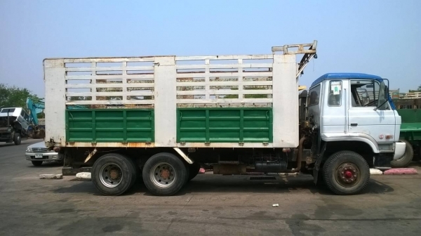 ขาย 10 ล้อ 2 เพลาไม่ดั้ม UD CWM430M มีระบบลากพ่วง เครื่อง PE6-T 280 แรงม้า คัสซีสวยตลอดเส้น จัดแนนซ์ได้ทั้งงวดเดือน-งวดปีครับ