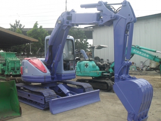ขาย รถแม็คโคร KOMATSU PC 75uu 2  นำเข้าจากประเทศญี่ปุ่น