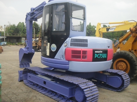 ขาย รถแม็คโคร KOMATSU PC 75uu 2  นำเข้าจากประเทศญี่ปุ่น