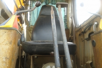 ขายแบคโคKOMATSU 80-2 เครื่องเดิม ปั้มเดิม เอวแน่น ไม่โหลด ทำงานเร็ว โซ่ดี บูมอาร์มดี สภาพพร้อมใช้งาน สนใจโทร090-8588220คุณนะ 093-3258446คุณบิวตี้ ID:narong498 หรือwww.truck.in.th/498