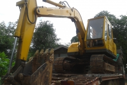 ขายแบคโคKOMATSU 80-2 เครื่องเดิม ปั้มเดิม เอวแน่น ไม่โหลด ทำงานเร็ว โซ่ดี บูมอาร์มดี สภาพพร้อมใช้งาน สนใจโทร090-8588220คุณนะ 093-3258446คุณบิวตี้ ID:narong498 หรือwww.truck.in.th/498