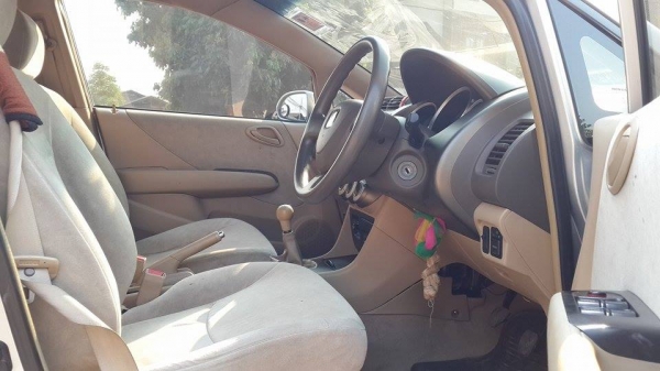 ขาย Honda city zx ปี 50 สีบรอนซ์เงินสวยๆ ติดแก็ส lpg ราคา 208,000 บาท ++++++++