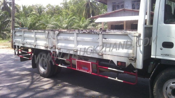 รถบรรทุก 6 ล้อติดตั้งก๊าซ NGVและCNG ยี่ห้อ ISUZU  NPR 130 แรงม้า กระบะคาร์โก้ ความยาวกระบะ5เมตร