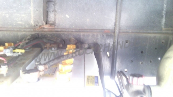 รถบรรทุก 6 ล้อติดตั้งก๊าซ NGVและCNG ยี่ห้อ ISUZU  NPR 130 แรงม้า กระบะคาร์โก้ ความยาวกระบะ5เมตร