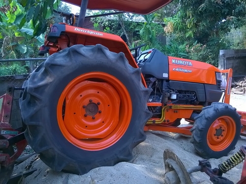 ขายรถไถ 45 แรง Di 325000 บาท