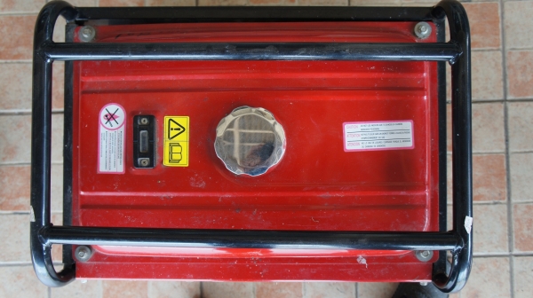 เครื่องปั่นไฟ TAYO LT 2500 B พร้อมสายไฟ 10 เมตร