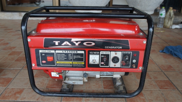 เครื่องปั่นไฟ TAYO LT 2500 B พร้อมสายไฟ 10 เมตร
