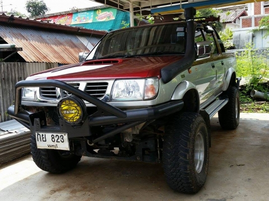 ขาย nissan frontier 4door 4x4 2500 turbo ขาย nissan frontier 4door 4x4 2500 turbo