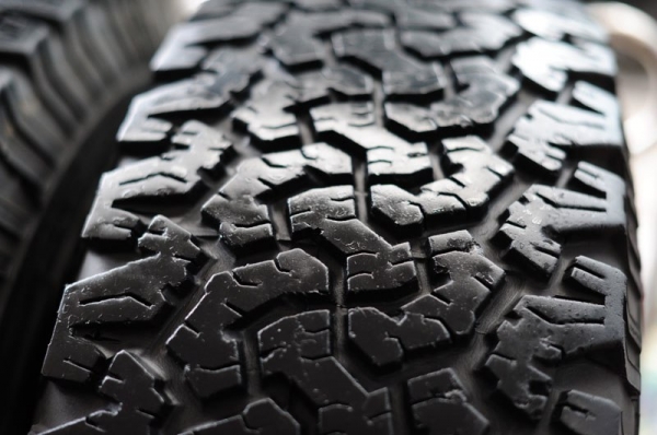 ยาง BF all 265 75 16 มี 2 เส้น ยาง BF all 265 75 16 มี 2 เส้น