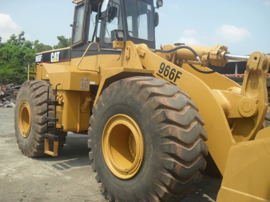 ขายรถตักล้อยาง CAT 966F มือสอง