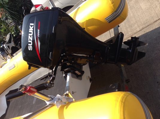 ขายเรือยาง ขนาด330 ท้องไฟเบอร์ เครื่อง 15 fourstoke