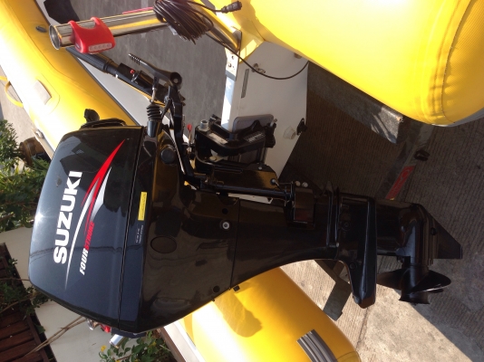 ขายเรือยาง ขนาด330 ท้องไฟเบอร์ เครื่อง 15 fourstoke