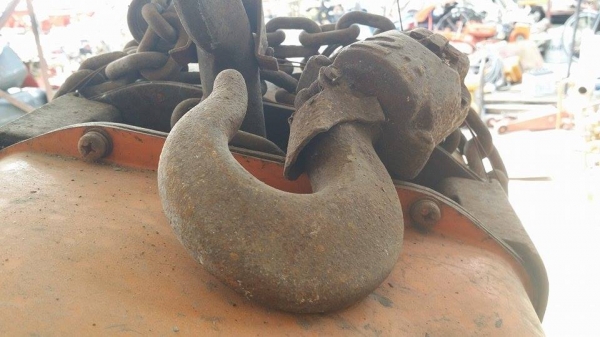 รอกไฟฟ้าเก่าญี่ปุ่น  HITACHI 2 Ton  สภาพดี พร้อมใช้งาน