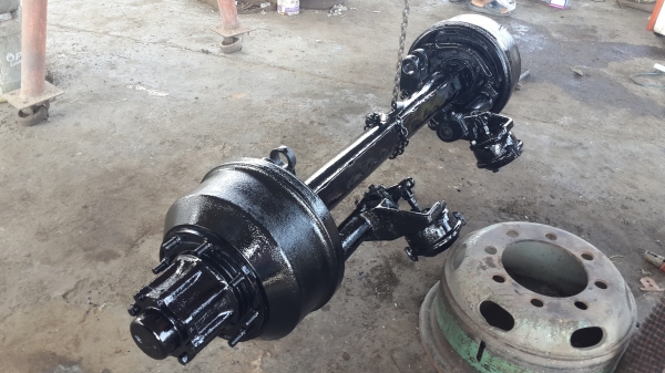 ขาย เพลาตัวลูกพ่วง แท่นแหนบ 3 นิ้วครับ