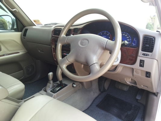 ขาย toyota hilux sport cruiser 4x4 d4d 3.0 G Limited ออโต้ ปี 2003 สภาพดีพร้อมใช้งาน ขาย toyota hilux sport cruiser 4x4 d4d 3.0 G Limited ออโต้ ปี 2003 สภาพดีพร้อมใช้งาน