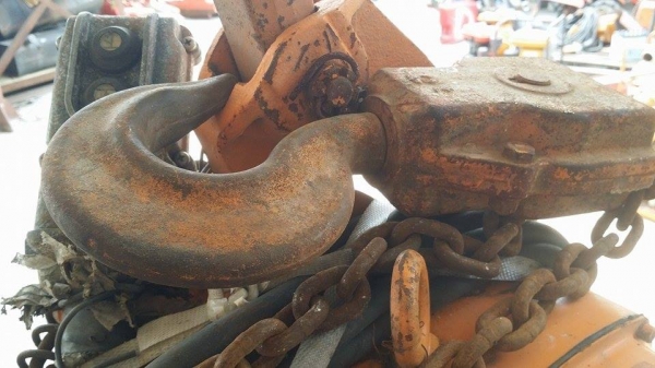 รอกไฟฟ้าเก่าญี่ปุ่น KITO   2 TON  สภาพดี พร้อมใช้งาน